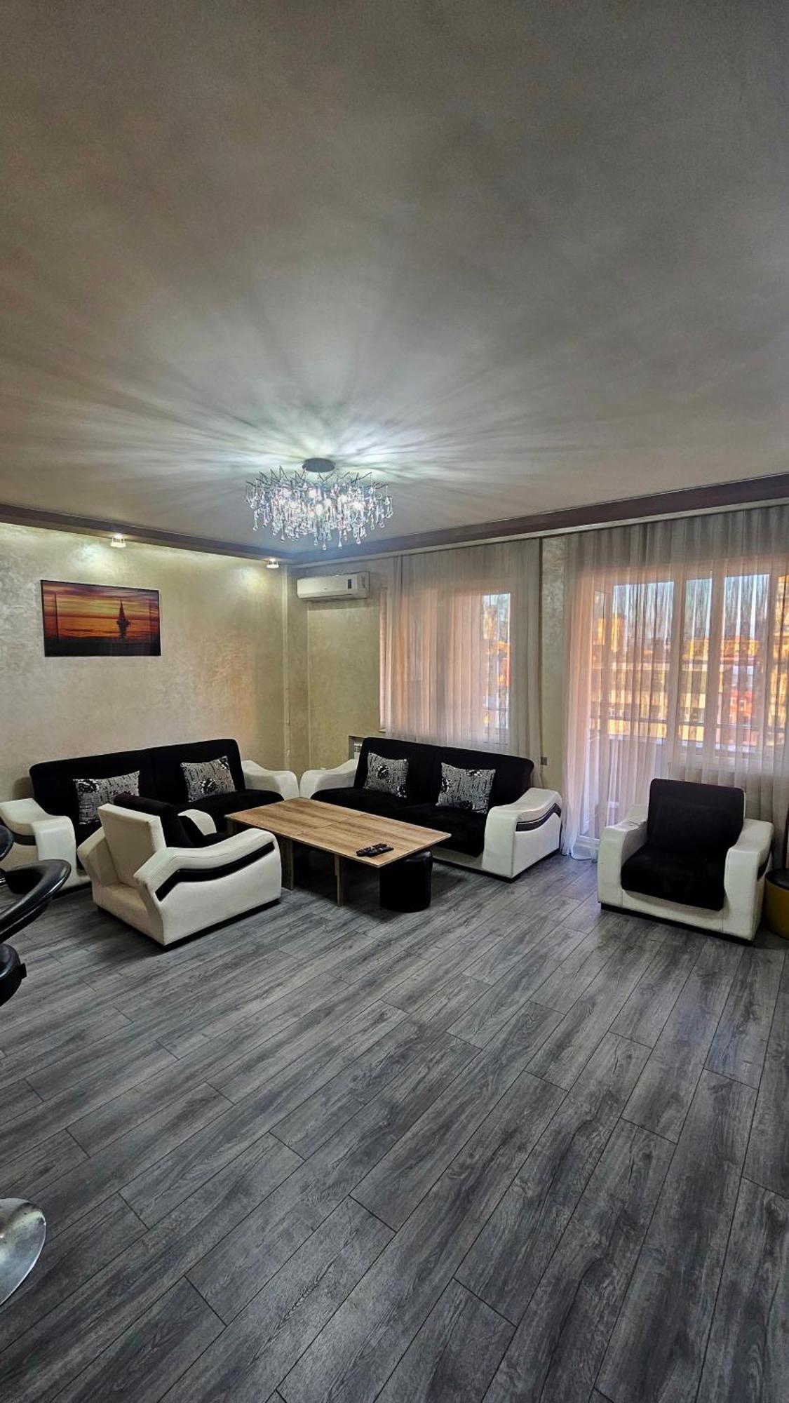 Nukri-2017 Batumi Exterior foto
